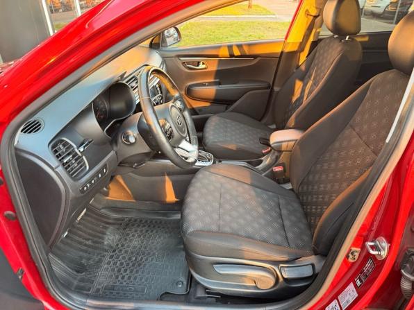 Kia Rio IV с пробегом 2019 года, цена 1 395 000 рублей, 76340 км, седан, Автокод Объявления