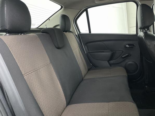 Renault Logan II Рестайлинг с пробегом 2019 года, цена 858 000 рублей, 82911 км, седан, Автокод Объявления