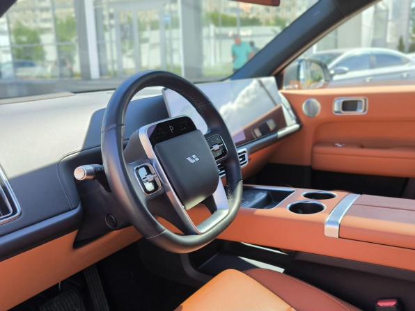 Li Auto (Lixiang) L6 с пробегом 2024 года, цена 7 500 000 рублей, 5031 км, внедорожник, Автокод Объявления