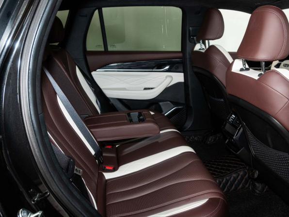 Geely Monjaro I с пробегом 2023 года, цена 3 066 000 рублей, 67528 км, внедорожник, Автокод Объявления
