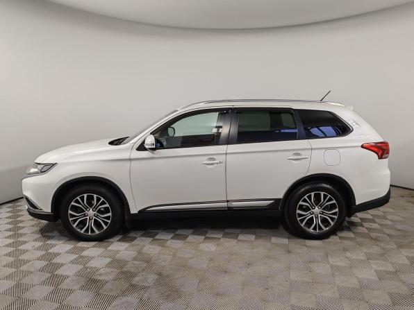 Mitsubishi Outlander III Рестайлинг 2 с пробегом 2016 года, цена 1 599 000 рублей, 176266 км, внедорожник, Автокод Объявления