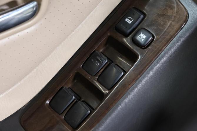 Toyota Highlander I (XU20) с пробегом 2002 года, цена 699 000 рублей, 242946 км, внедорожник, Автокод Объявления