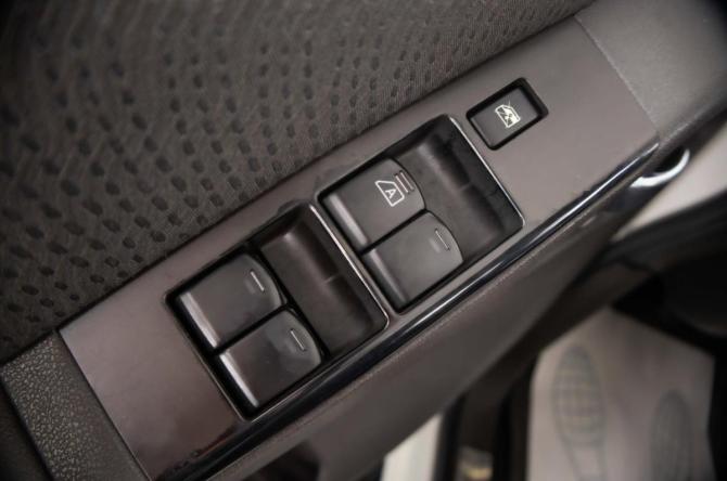 Nissan Pathfinder III Рестайлинг с пробегом 2012 года, цена 1 299 000 рублей, 216000 км, внедорожник, Автокод Объявления