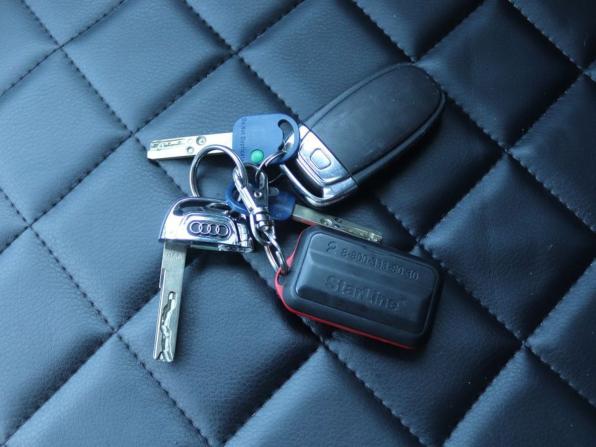 Audi A4 IV (B8) Рестайлинг с пробегом 2012 года, цена 1 012 700 рублей, 240000 км, седан, Автокод Объявления