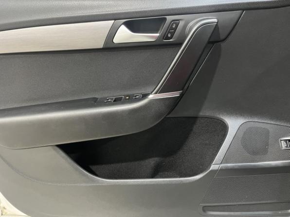 Volkswagen Passat B7 с пробегом 2014 года, цена 1 115 000 рублей, 214184 км, седан, Автокод Объявления