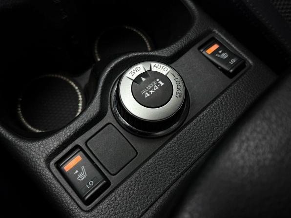 Nissan Qashqai II с пробегом 2015 года, цена 1 579 000 рублей, 107000 км, внедорожник, Автокод Объявления