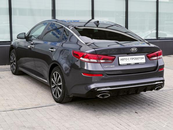Kia Optima IV с пробегом 2018 года, цена 1 799 000 рублей, 160000 км, седан, Автокод Объявления