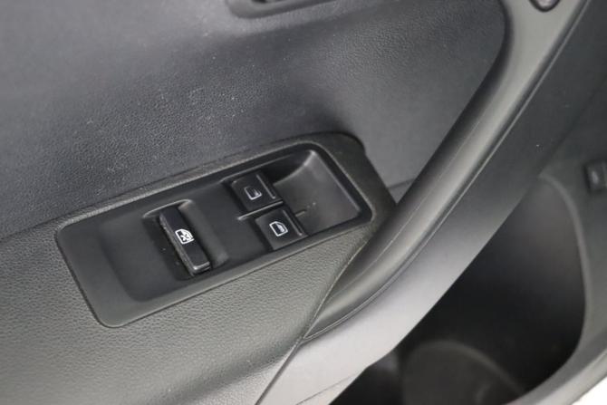 Volkswagen Polo V Рестайлинг с пробегом 2018 года, цена 1 399 990 рублей, 88056 км, седан, Автокод Объявления