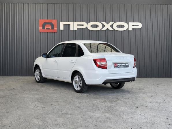 Lada (ВАЗ) Granta I Рестайлинг с пробегом 2022 года, цена 637 000 рублей, 57259 км, седан, Автокод Объявления