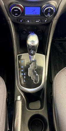 Hyundai Solaris I с пробегом 2012 года, цена 840 000 рублей, 103892 км, седан, Автокод Объявления