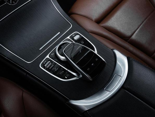 Mercedes-Benz C-Класс IV (W205) Рестайлинг с пробегом 2018 года, цена 2 650 000 рублей, 164866 км, седан, Автокод Объявления