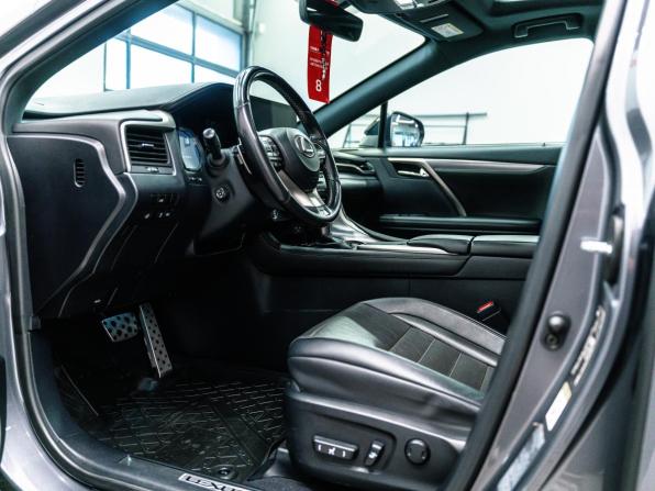 Lexus RX IV Рестайлинг с пробегом 2019 года, цена 5 699 000 рублей, 91227 км, внедорожник, Автокод Объявления