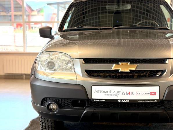 Chevrolet Niva I Рестайлинг с пробегом 2018 года, цена 615 657 рублей, 88995 км, внедорожник, Автокод Объявления