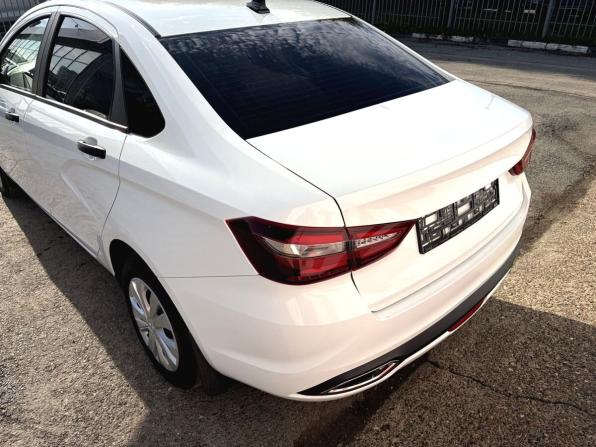 Lada (ВАЗ) Vesta I Рестайлинг (NG) с пробегом 2023 года, цена 950 000 рублей, 91063 км, седан, Автокод Объявления