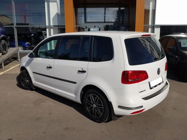 Volkswagen Touran I Рестайлинг 2 с пробегом 2011 года, цена 940 000 рублей, 150000 км, компактвэн, Автокод Объявления