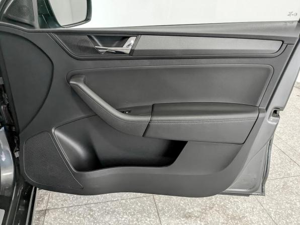 Skoda Rapid II с пробегом 2021 года, цена 1 852 500 рублей, 96600 км, лифтбек, Автокод Объявления