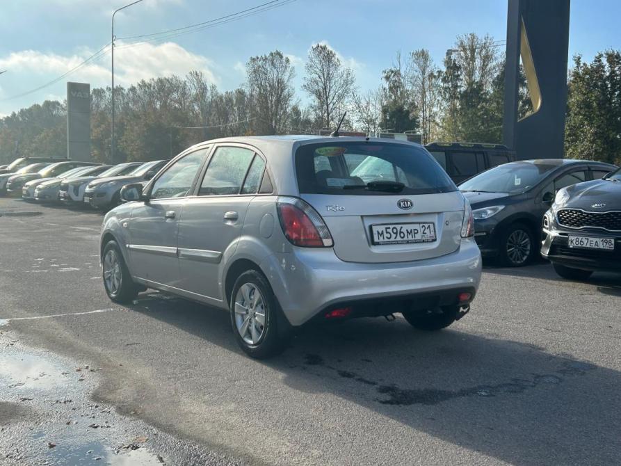 Kia Rio II Рестайлинг Санкт-Петербург  - изображение 2