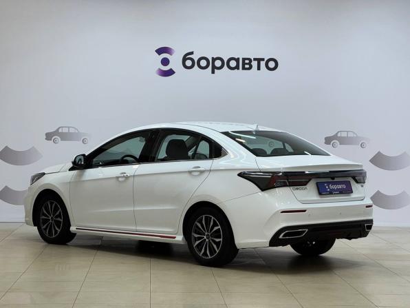 Omoda S5 с пробегом 2023 года, цена 1 250 000 рублей, 62635 км, седан, Автокод Объявления