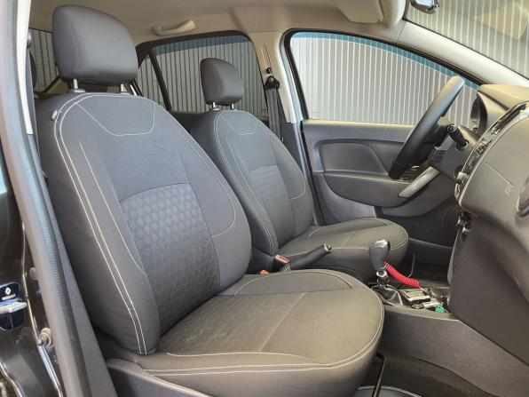 Renault Logan II с пробегом 2015 года, цена 657 000 рублей, 131821 км, седан, Автокод Объявления