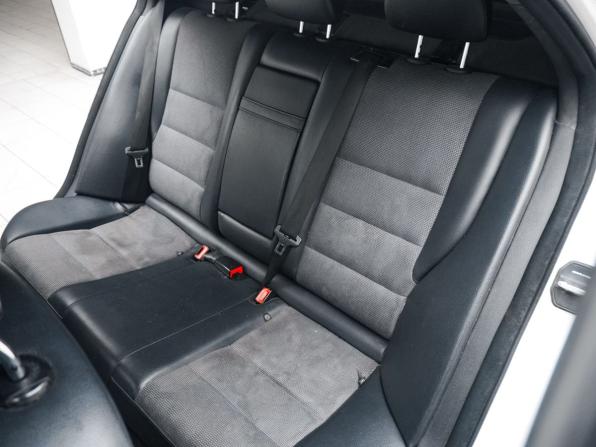 Mercedes-Benz C-Класс III (W204) Рестайлинг с пробегом 2012 года, цена 1 149 000 рублей, 263543 км, седан, Автокод Объявления