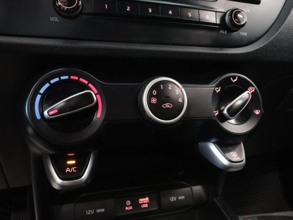 Kia Rio IV с пробегом 2019 года, цена 1 532 000 рублей, 75479 км, хэтчбек, Автокод Объявления