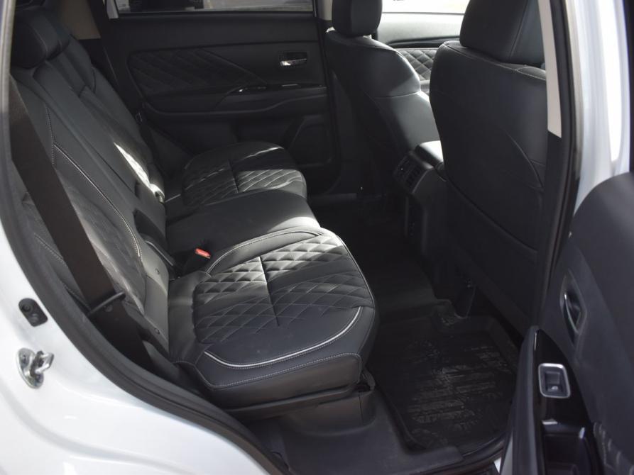 Mitsubishi Outlander III Рестайлинг 3 Архангельск  - изображение 11