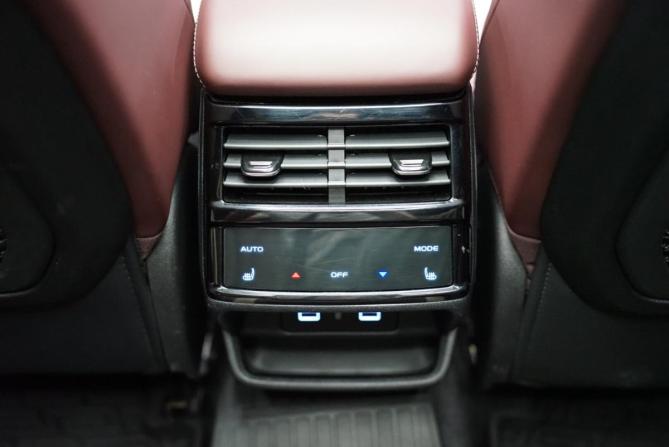 Geely Monjaro I с пробегом 2023 года, цена 3 390 000 рублей, 45000 км, внедорожник, Автокод Объявления