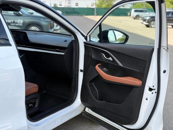 Omoda C5 I с пробегом 2023 года, цена 1 935 000 рублей, 49821 км, внедорожник, Автокод Объявления