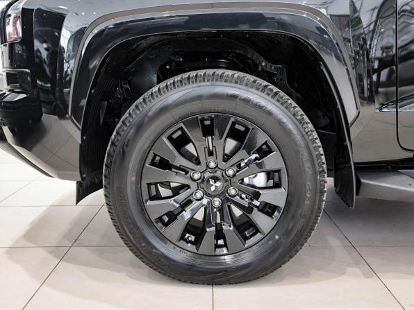 Mitsubishi L200 VI с пробегом 2025 года, цена 5 799 000 рублей, 47 км, пикап, Автокод Объявления