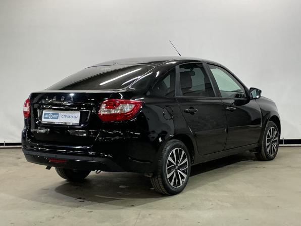 Lada (ВАЗ) Granta I Рестайлинг с пробегом 2022 года, цена 759 000 рублей, 56123 км, лифтбек, Автокод Объявления