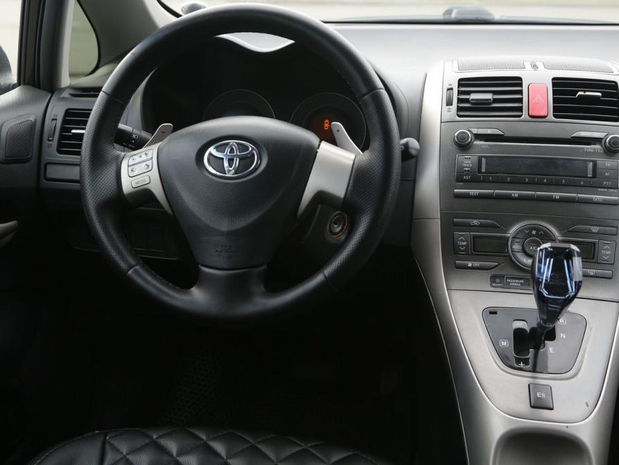Toyota Auris I Иваново  - изображение 14