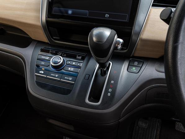 Honda Freed II Рестайлинг с пробегом 2019 года, цена 1 395 000 рублей, 143640 км, компактвэн, Автокод Объявления