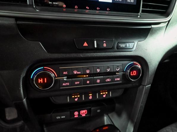Kia Ceed III с пробегом 2019 года, цена 1 460 000 рублей, 192194 км, универсал, Автокод Объявления