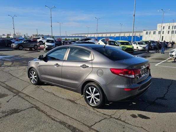 Kia Rio III Рестайлинг с пробегом 2016 года, цена 999 995 рублей, 103455 км, седан, Автокод Объявления