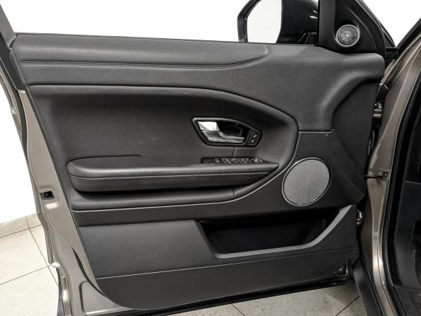 Land Rover Range Rover Evoque I Рестайлинг с пробегом 2018 года, цена 2 945 000 рублей, 60375 км, внедорожник, Автокод Объявления
