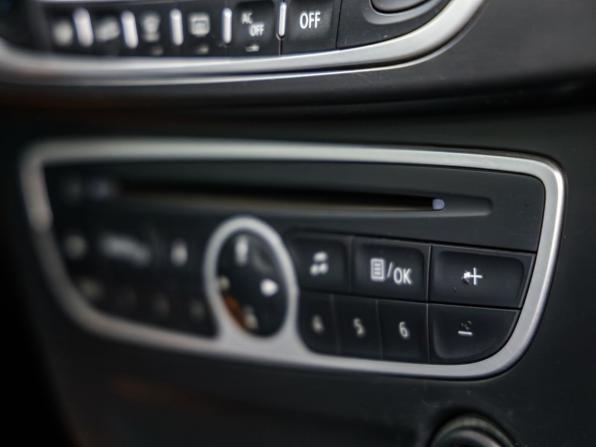 Renault Fluence I с пробегом 2012 года, цена 784 000 рублей, 130713 км, седан, Автокод Объявления
