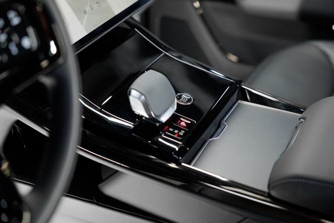 Новый Land Rover Range Rover Sport III 2024 года, цена 23 000 000 рублей, внедорожник, Автокод Объявления