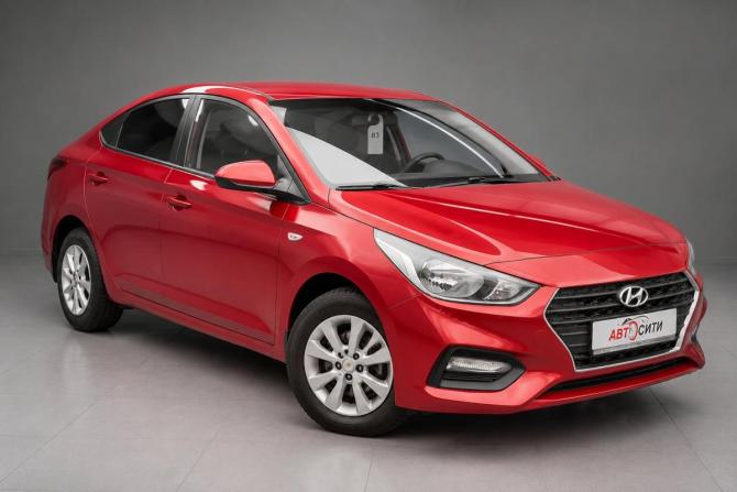 Hyundai Solaris II с пробегом 2017 года, цена 1 240 000 рублей, 129000 км, седан, Автокод Объявления