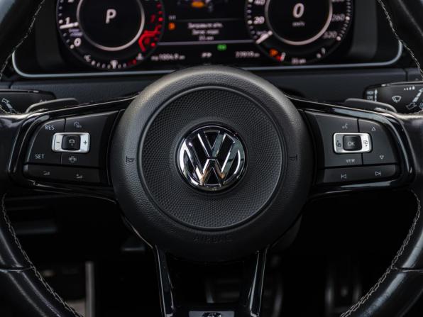 Volkswagen Golf R VII Рестайлинг с пробегом 2020 года, цена 3 698 000 рублей, 77900 км, универсал, Автокод Объявления