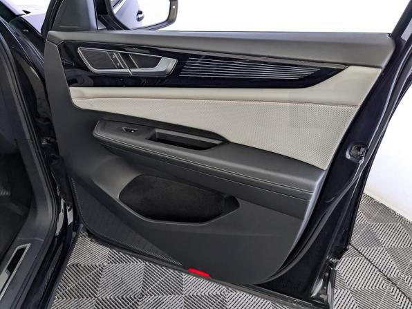 Volkswagen Teramont I Рестайлинг с пробегом 2022 года, цена 3 999 000 рублей, 79110 км, внедорожник, Автокод Объявления
