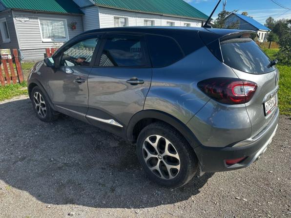 Renault Kaptur I Рестайлинг с пробегом 2020 года, цена 1 747 000 рублей, 82000 км, внедорожник, Автокод Объявления