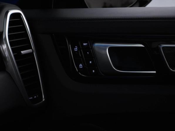 Porsche Cayenne III с пробегом 2019 года, цена 8 249 997 рублей, 58543 км, внедорожник, Автокод Объявления