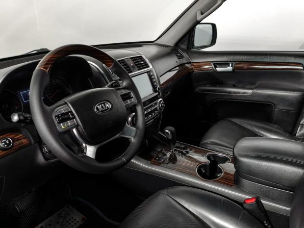 Kia Mohave I Рестайлинг с пробегом 2017 года, цена 2 147 980 рублей, 302545 км, внедорожник, Автокод Объявления