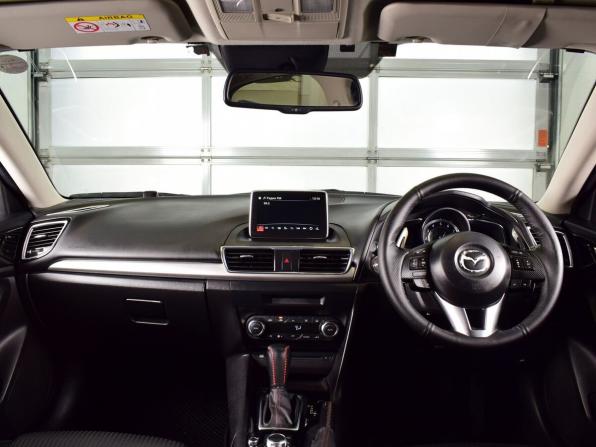 Mazda Axela III с пробегом 2016 года, цена 1 264 995 рублей, 118966 км, хэтчбек, Автокод Объявления