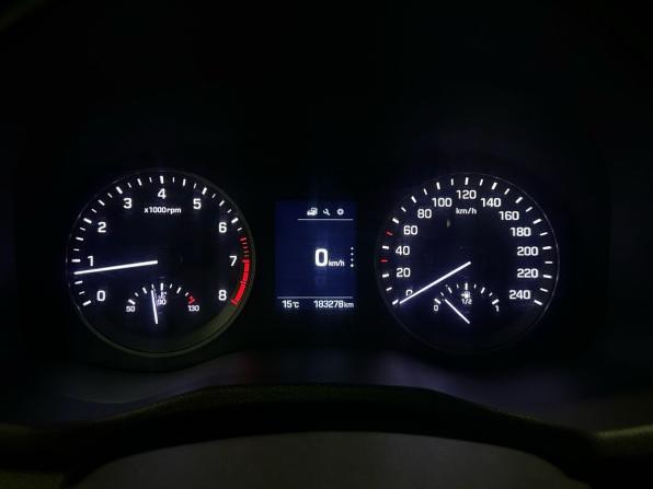 Hyundai Tucson III с пробегом 2016 года, цена 1 750 000 рублей, 180000 км, внедорожник, Автокод Объявления