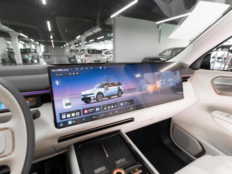 Lynk &amp; Co 900 Москва  - изображение 21