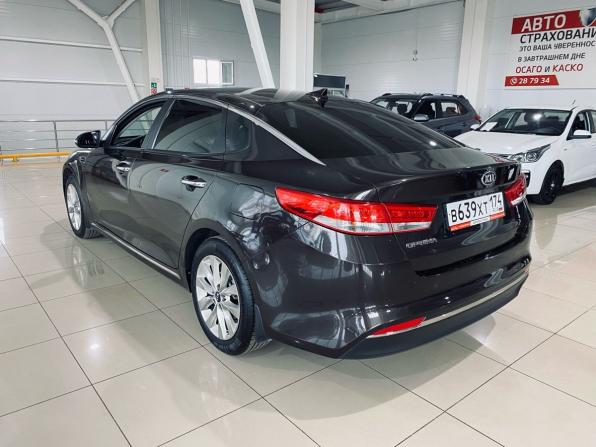 Kia Optima IV Рестайлинг с пробегом 2018 года, цена 2 250 000 рублей, 70401 км, седан, Автокод Объявления
