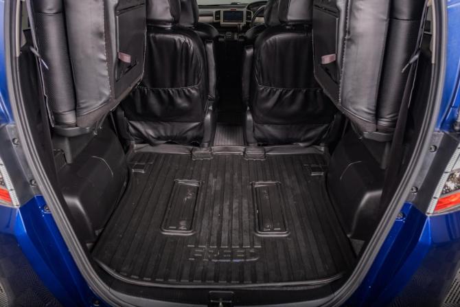 Honda Freed I Рестайлинг с пробегом 2012 года, цена 1 149 000 рублей, 137000 км, компактвэн, Автокод Объявления