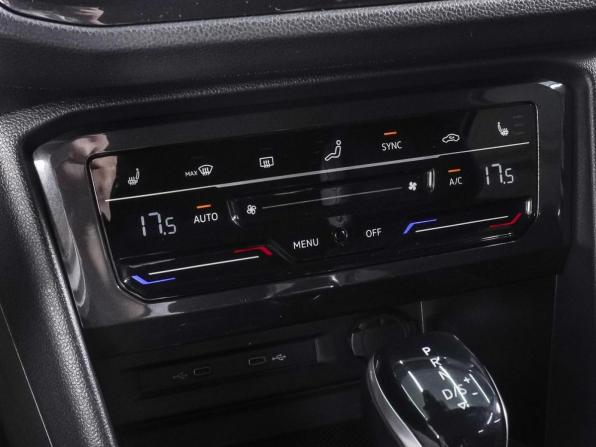 Volkswagen Tiguan II Рестайлинг с пробегом 2021 года, цена 3 800 000 рублей, 94457 км, внедорожник, Автокод Объявления
