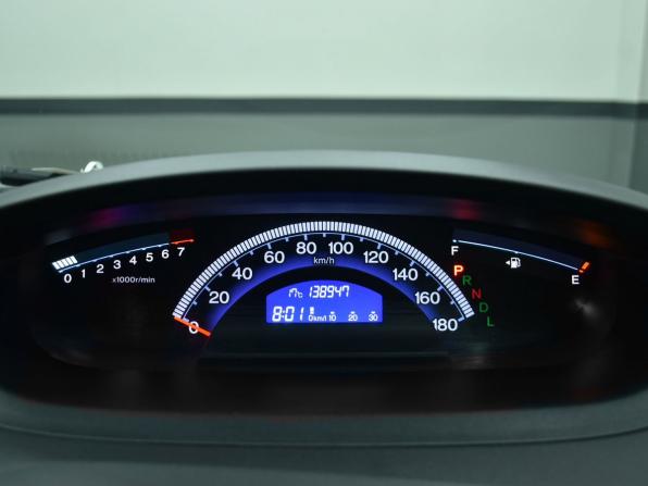 Honda Freed I Рестайлинг с пробегом 2012 года, цена 1 099 995 рублей, 138946 км, компактвэн, Автокод Объявления